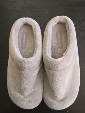 Gray Plush Slip-On House Slippers Tempur Pedic